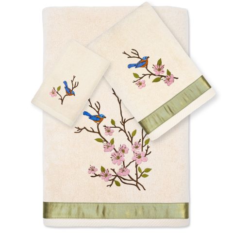 Printemps Embellished Towels