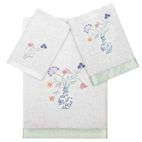 Floret Embellished Towels